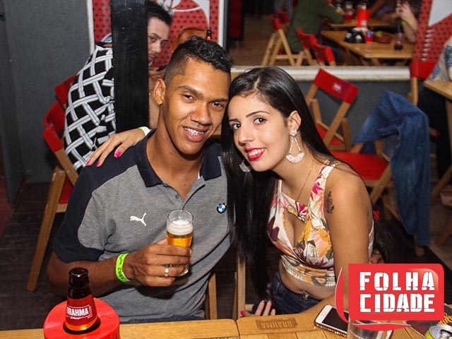 2271_sabado_de_carnaval_no_bar_seu_jorge_1984.jpg