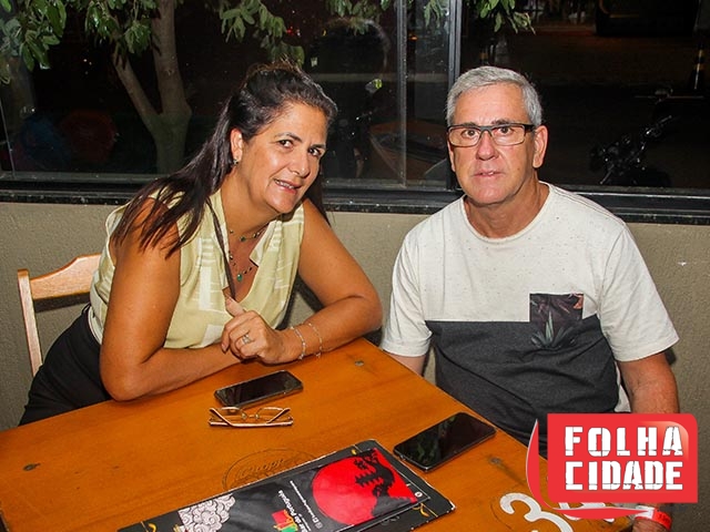 2435_the_beatles_again_no_bar_do_portugues_1238.jpg