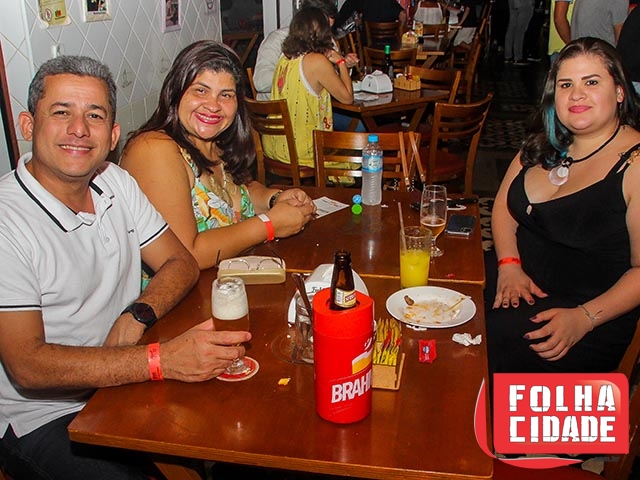 2435_the_beatles_again_no_bar_do_portugues_8313.jpg
